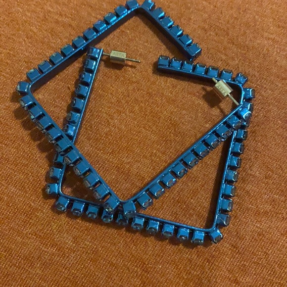 Area NYC square hoops - Picture 2 of 2